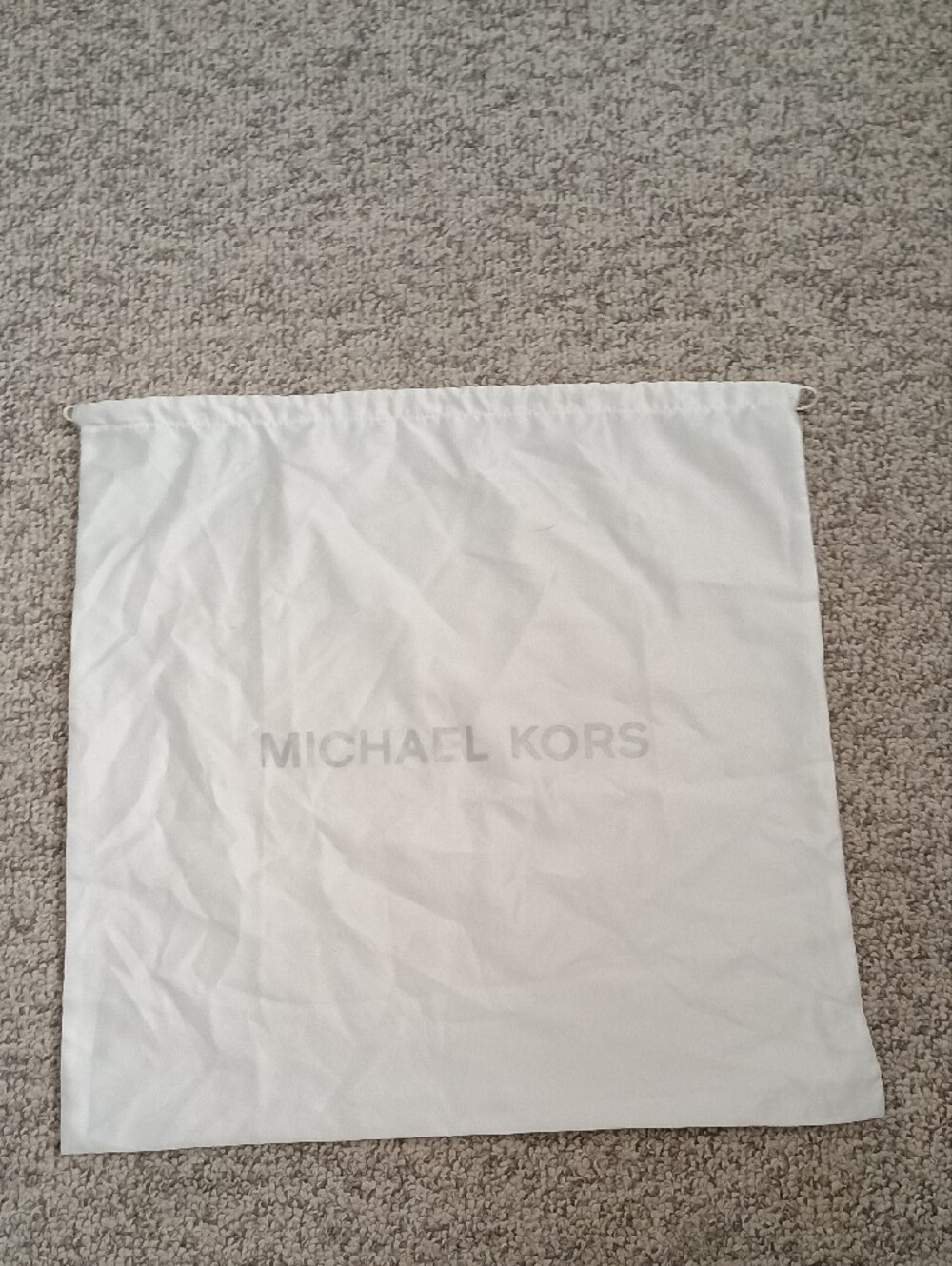 Jumbo Michael Kors White Storage Bag Silver Font